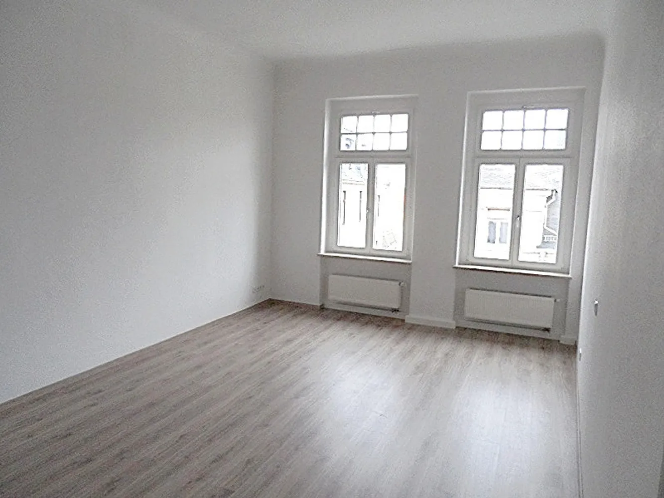 3 Zimmer Wohnung mit 103 m² in Zwickau – Bild 2