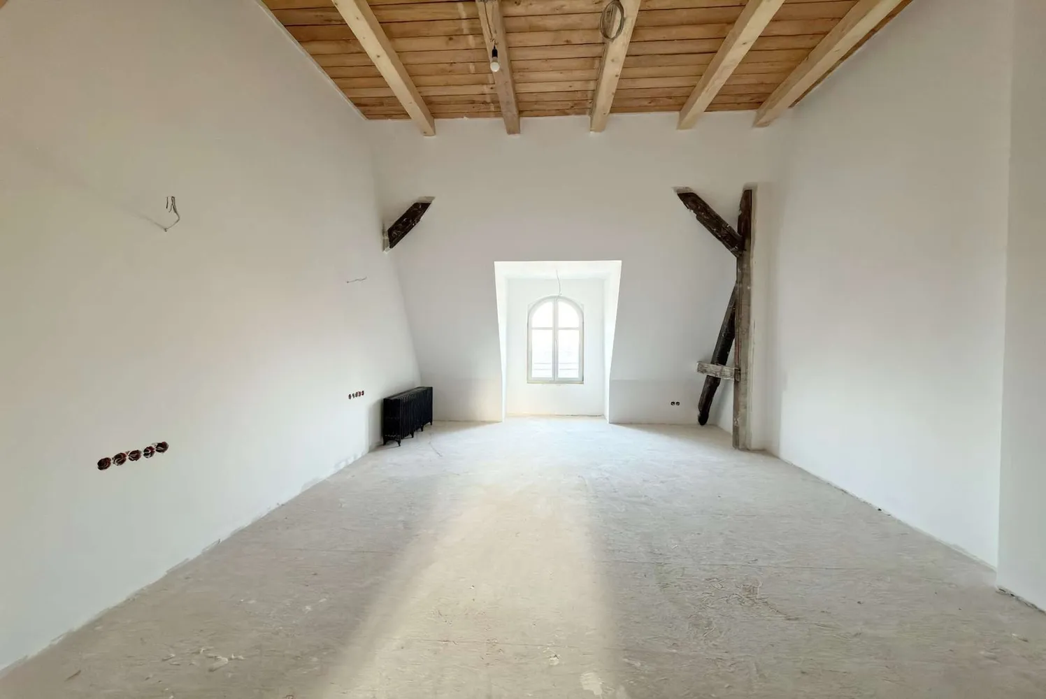 10 Zimmer Wohnung mit 350 m² in Görlitz – Bild 2
