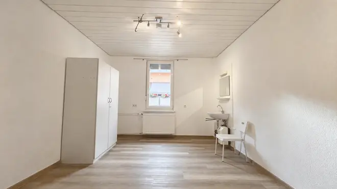 6 Zimmer Wohnung mit 160 m² in Stuttgart – Bild 4