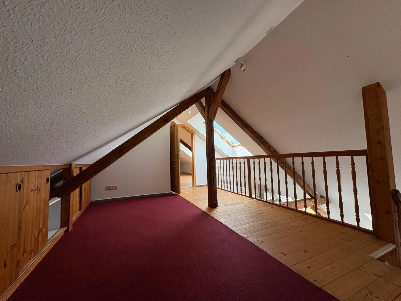 5 Zimmer Wohnung mit 105 m² in Trier – Bild 2