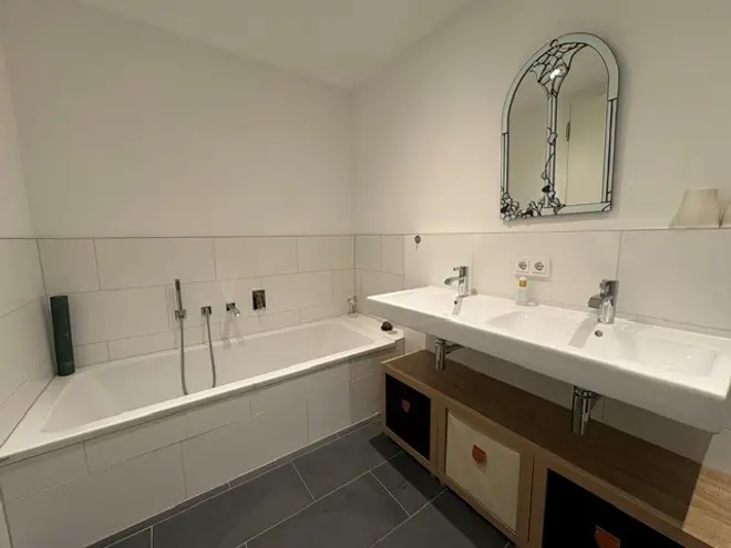 4 Zimmer Wohnung mit 151 m² in Dresden – Bild 6