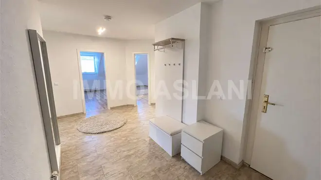 3 Zimmer Wohnung mit 77 m² in Chemnitz – Bild 2
