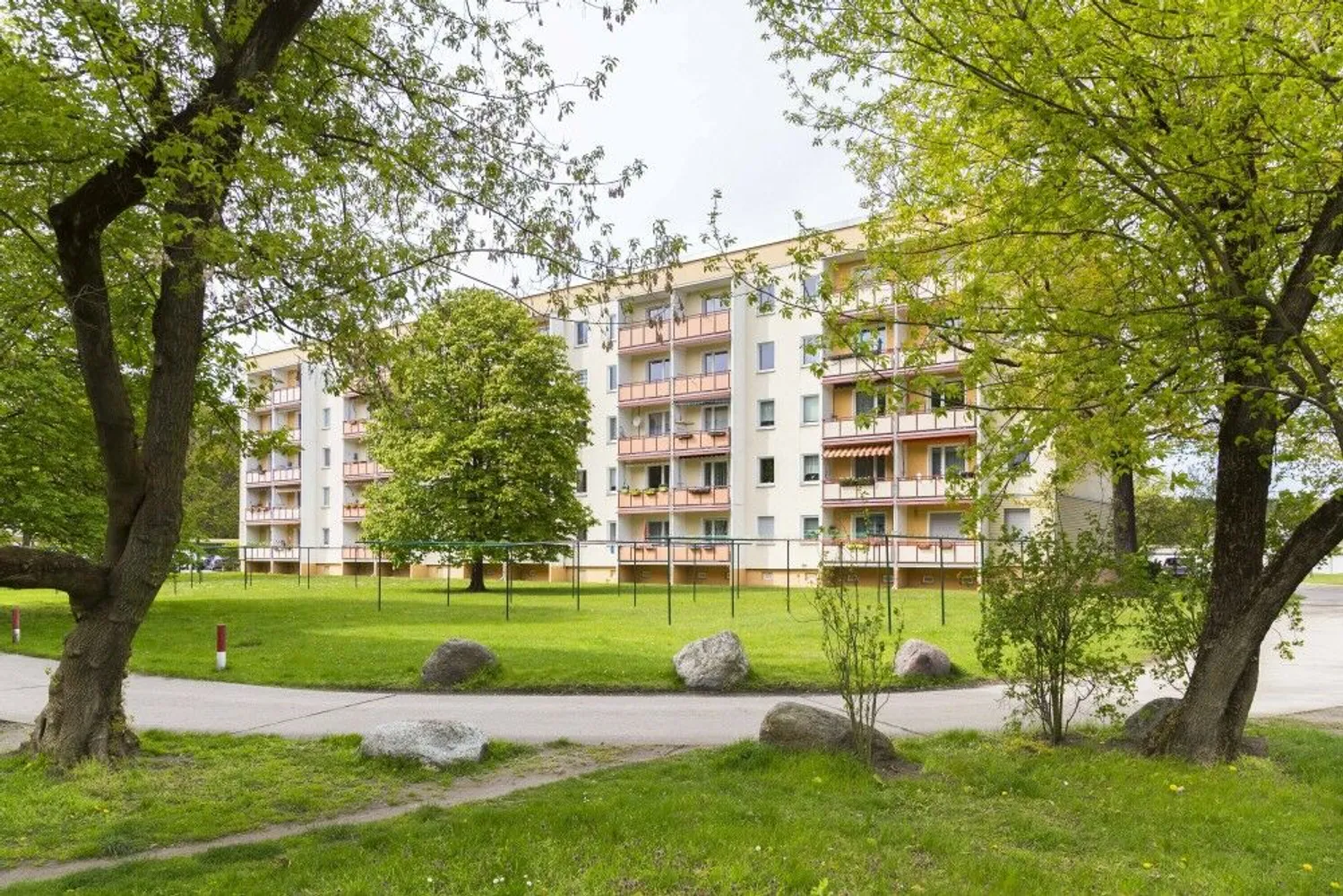 4 Zimmer Wohnung mit 61 m² in Cottbus – Bild 1
