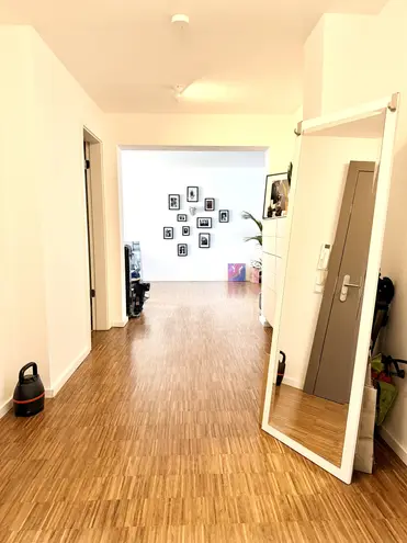 2 Zimmer Wohnung mit 80 m² in Frankfurt am Main – Bild 12