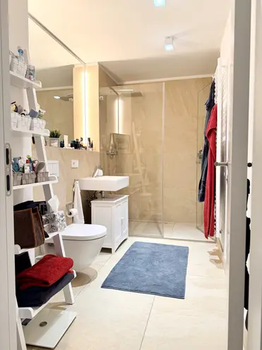 2 Zimmer Wohnung mit 80 m² in Frankfurt am Main – Bild 6