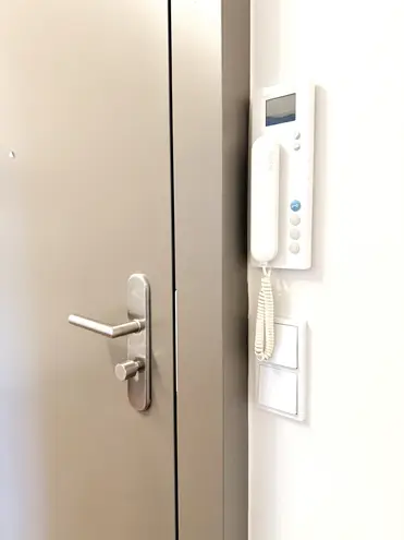 2 Zimmer Wohnung mit 80 m² in Frankfurt am Main – Bild 9