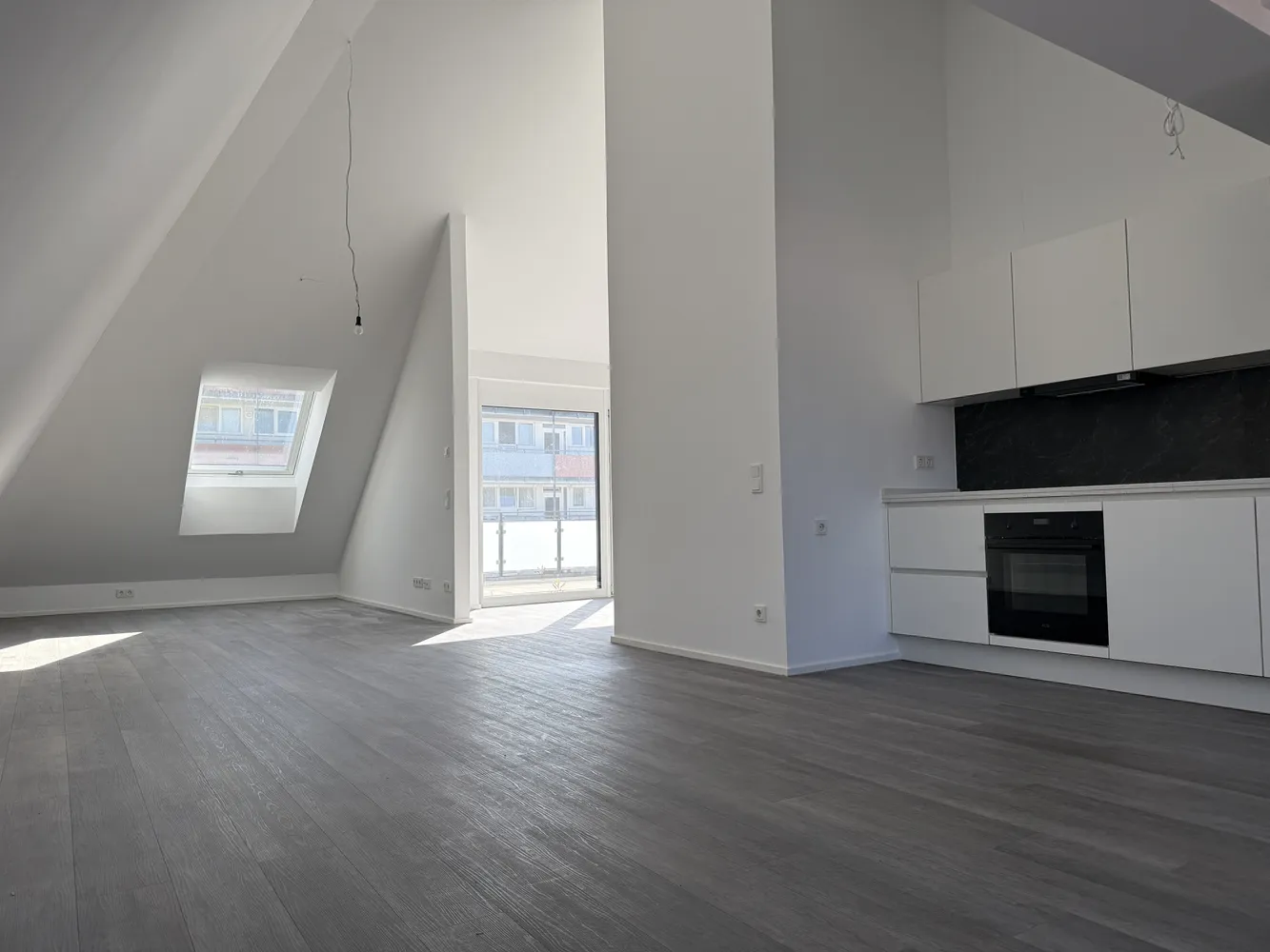 3 Zimmer Wohnung mit 93 m² in Böblingen – Bild 2