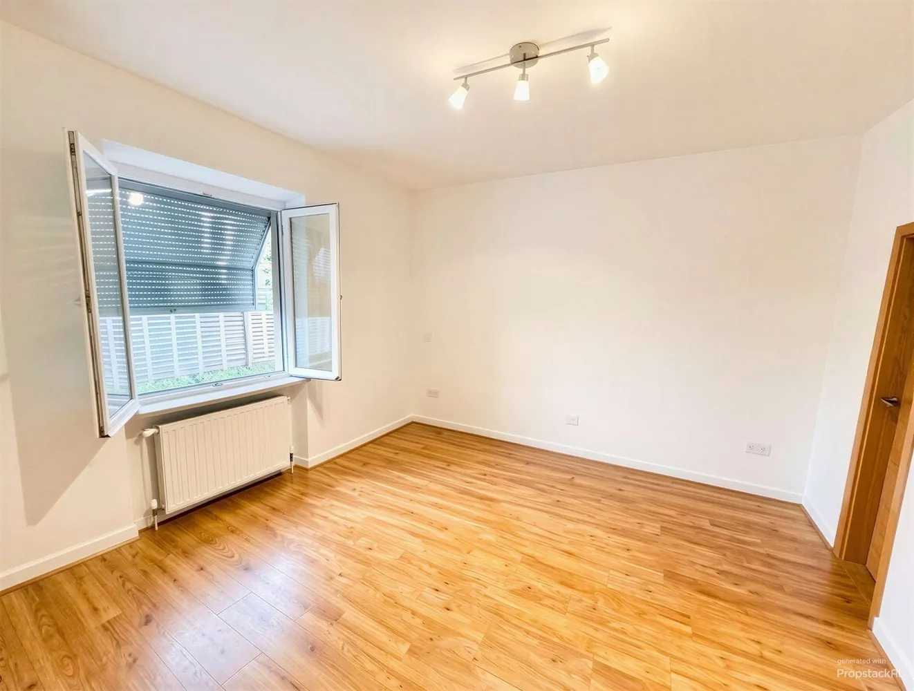2 Zimmer Wohnung mit 63 m² in Leverkusen – Bild 2
