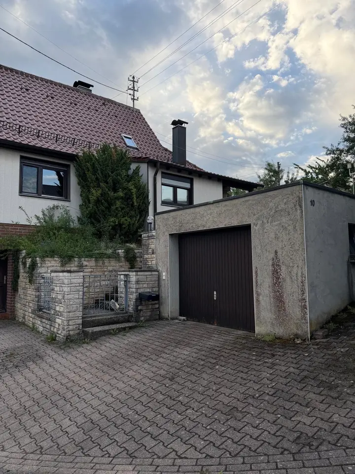 4 Zimmer Haus mit 110 m² in Backnang – Bild 1