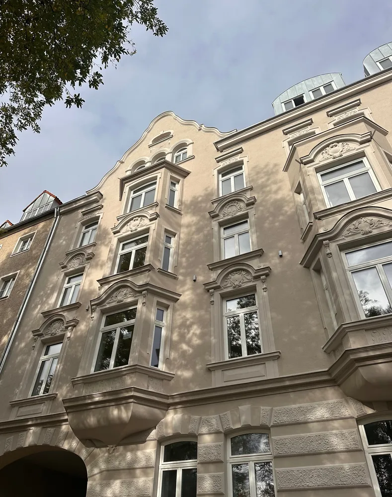 3 Zimmer Wohnung mit 142 m² in Augsburg – Bild 2