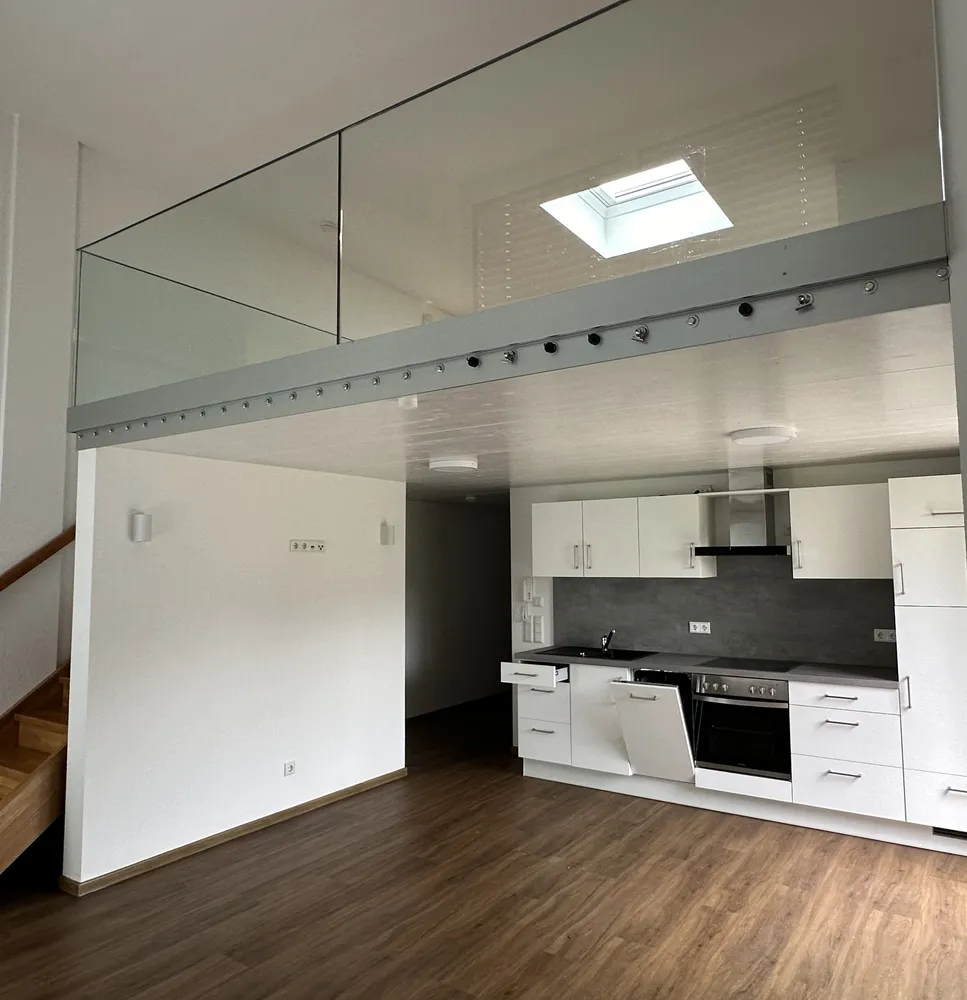 2 Zimmer Wohnung mit 105 m² in Aschaffenburg – Bild 3