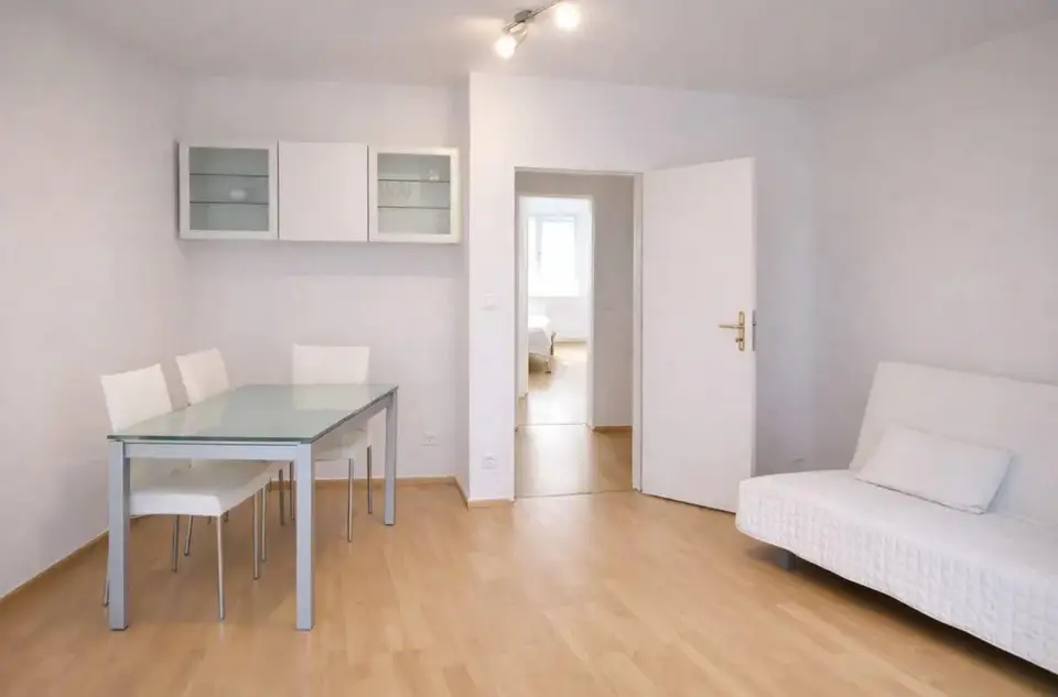 2 Zimmer Wohnung mit 43 m² in Rüsselsheim am Main – Bild 2