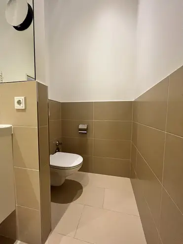 2 Zimmer Wohnung mit 91 m² in Wiesbaden – Bild 11