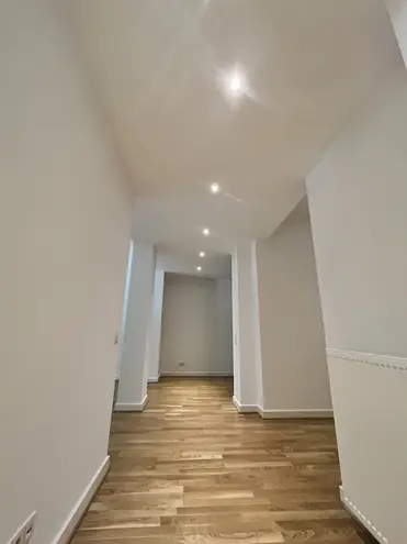 2 Zimmer Wohnung mit 91 m² in Wiesbaden – Bild 3