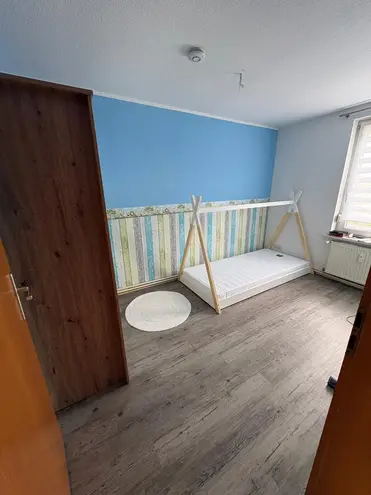 4 Zimmer Wohnung mit 96 m² in Halle (Saale) – Bild 2