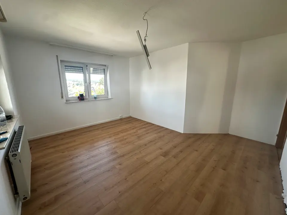 4 Zimmer Wohnung mit 110 m² in Marburg – Bild 1