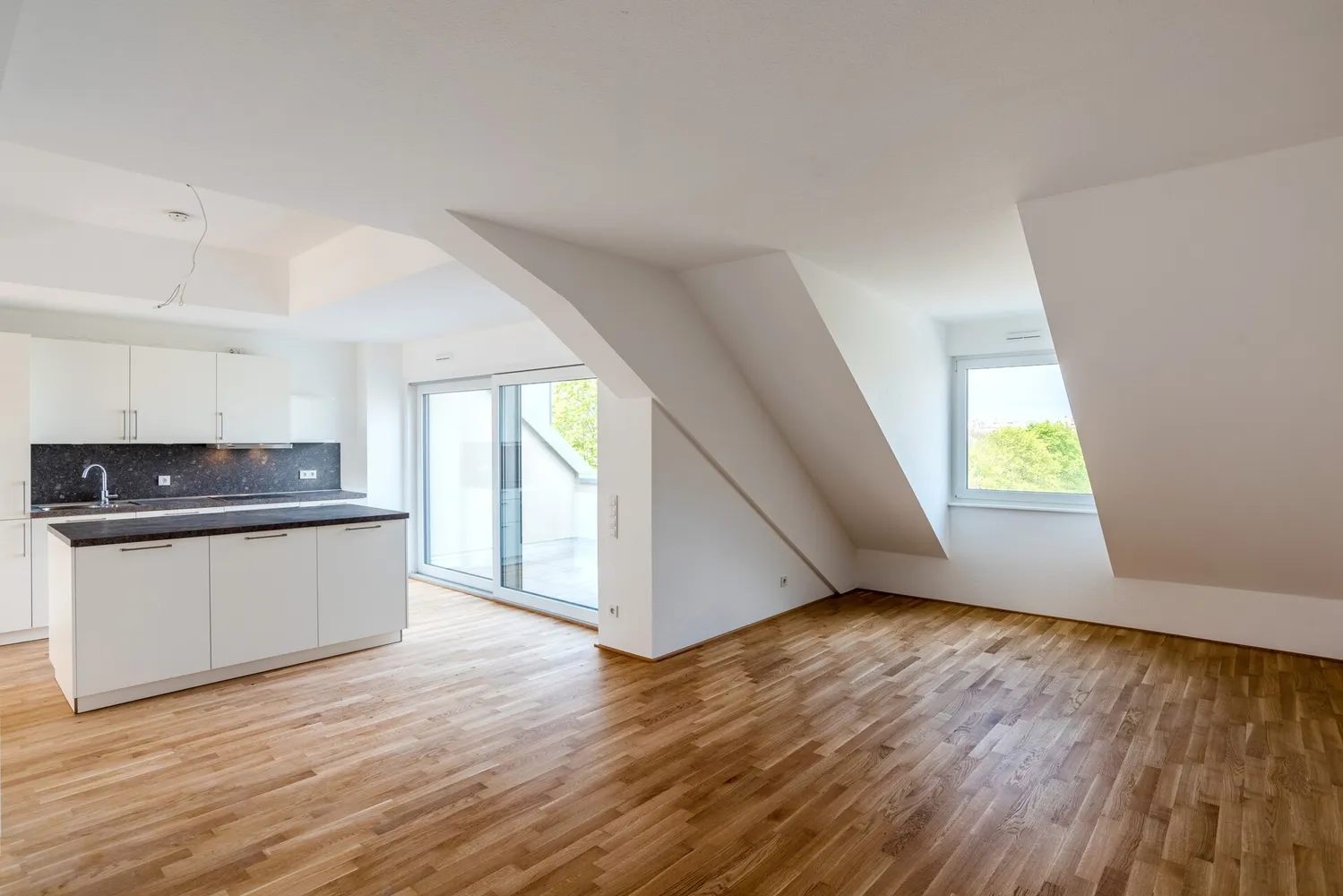 5 Zimmer Wohnung mit 194 m² in Mannheim – Bild 2