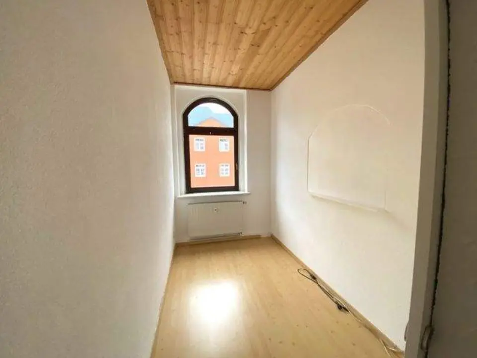 2 Zimmer Wohnung mit 66 m² in Plauen – Bild 2