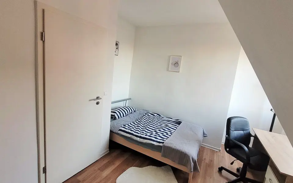 WG-Zimmer mit 9 m² in Stuttgart – Bild 1