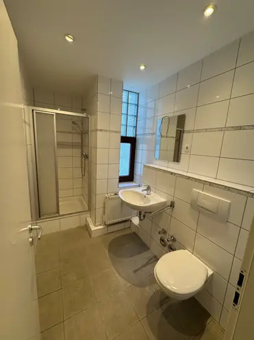 2 Zimmer Wohnung mit 70 m² in Köln – Bild 4