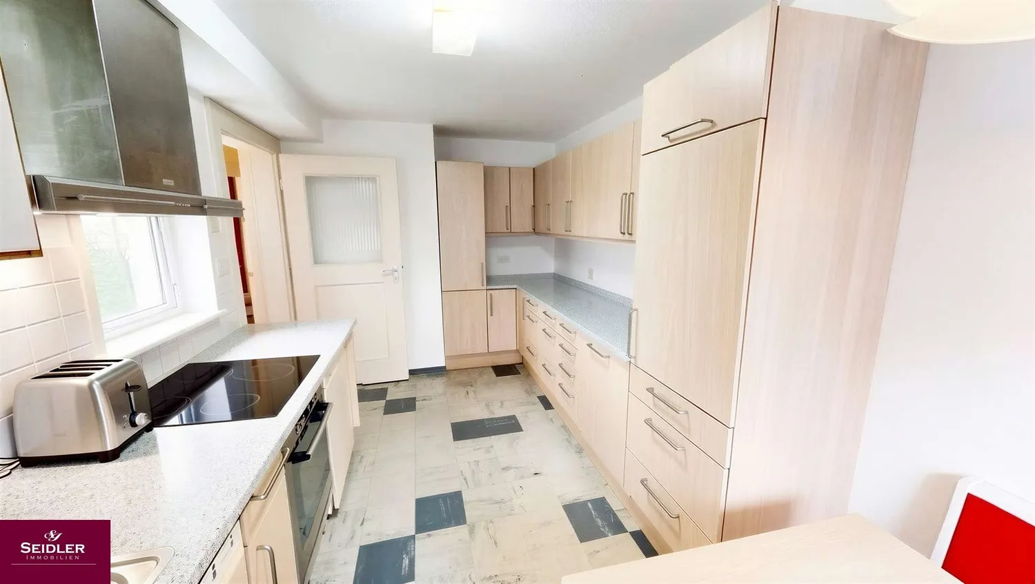 5 Zimmer Wohnung mit 151 m² in Freiburg im Breisgau – Bild 7