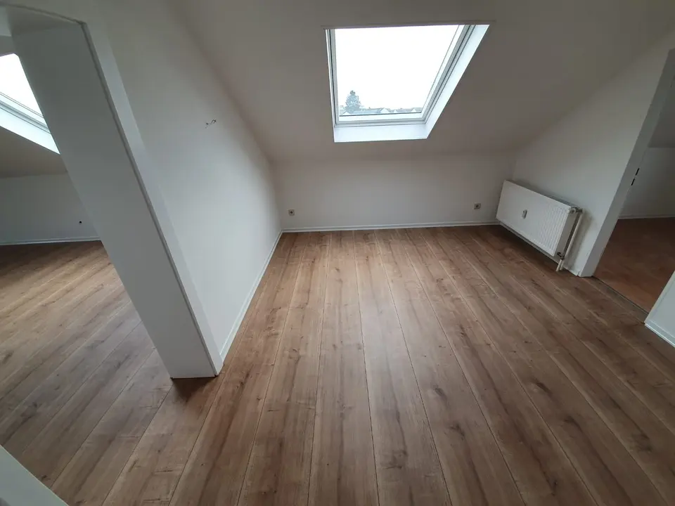 WG-Zimmer mit 90 m² in Rodgau – Bild 1