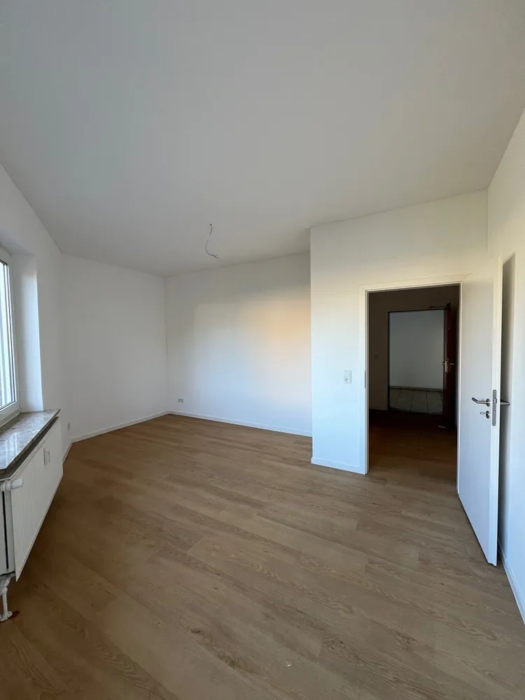 6 Zimmer Wohnung mit 165 m² in Garbsen – Bild 7