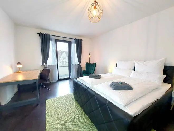 3 Zimmer Wohnung mit 100 m² in Wiesbaden – Bild 1