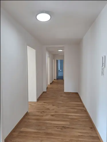 4 Zimmer Wohnung mit 103 m² in Augsburg – Bild 2