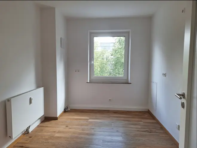 4 Zimmer Wohnung mit 103 m² in Augsburg – Bild 3