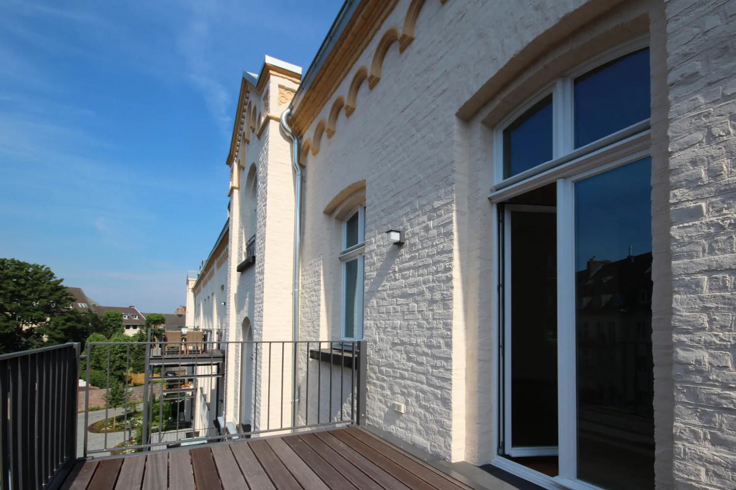5 Zimmer Wohnung mit 183 m² in Düsseldorf – Bild 4