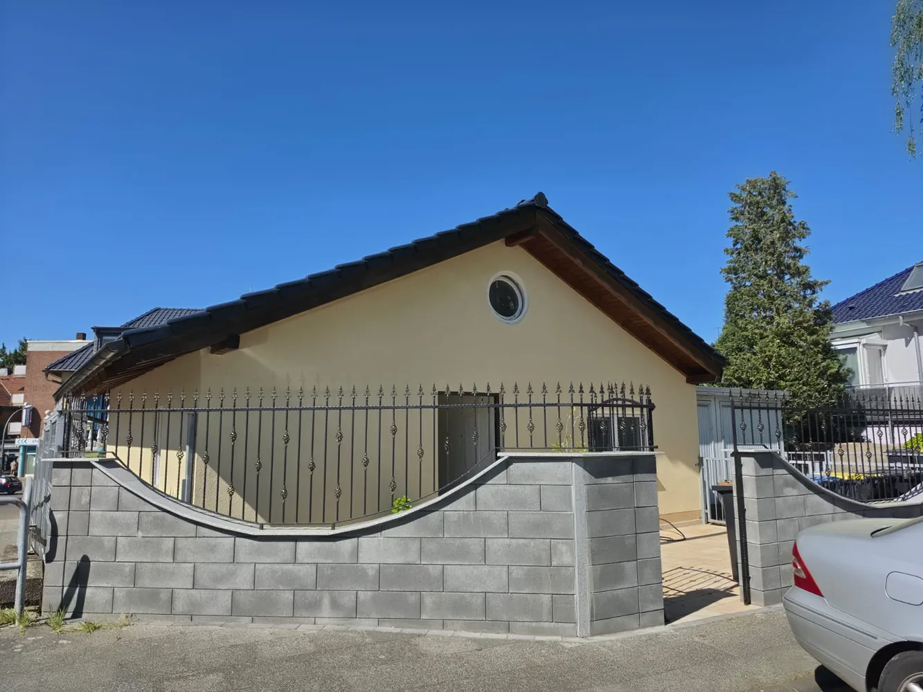 3 Zimmer Haus mit 70 m² in Köln – Bild 1