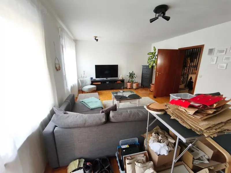 7 Zimmer Haus mit 179 m² in Erlangen – Bild 3