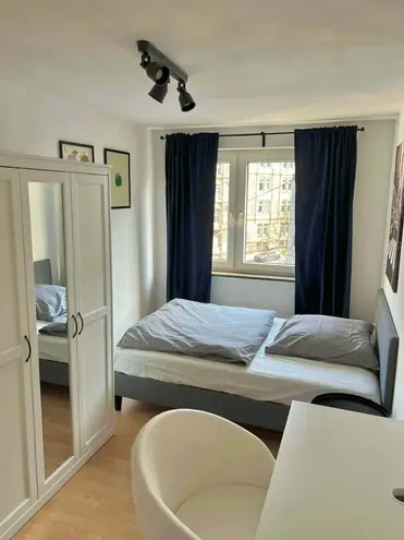 WG-Zimmer mit 20 m² in Stuttgart – Bild 1