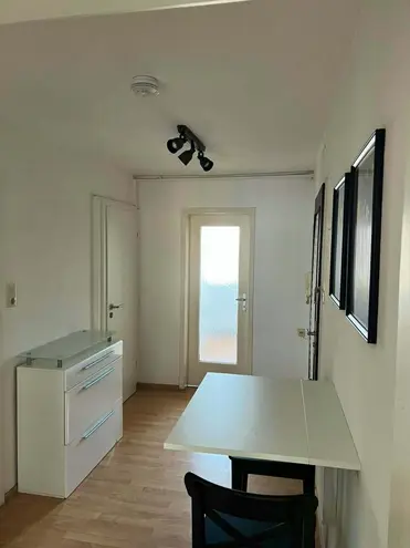 WG-Zimmer mit 20 m² in Stuttgart – Bild 3