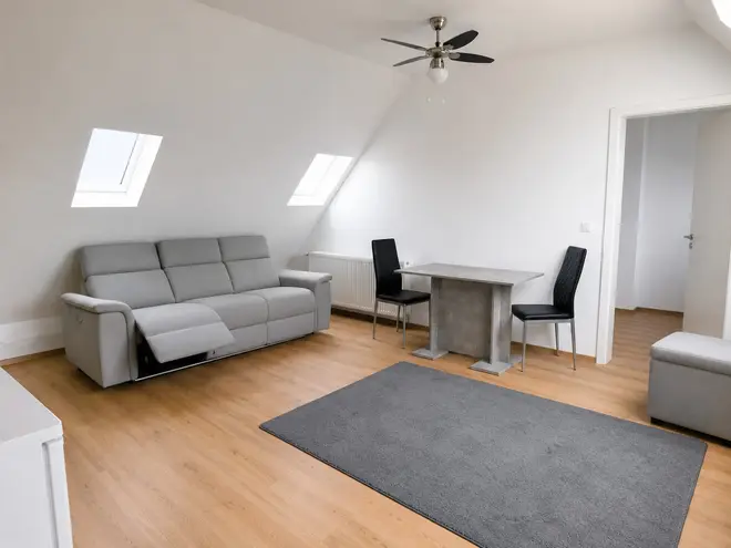 2 Zimmer Wohnung mit 55 m² in Düsseldorf – Bild 2