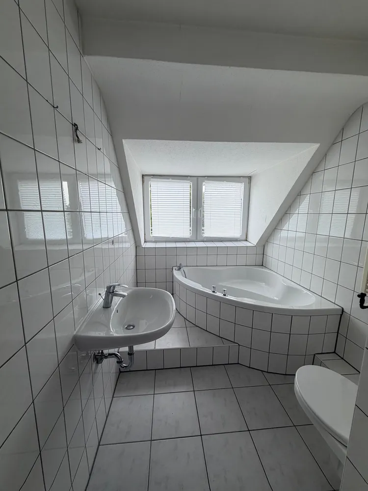 4 Zimmer Wohnung mit 112 m² in Krefeld – Bild 9
