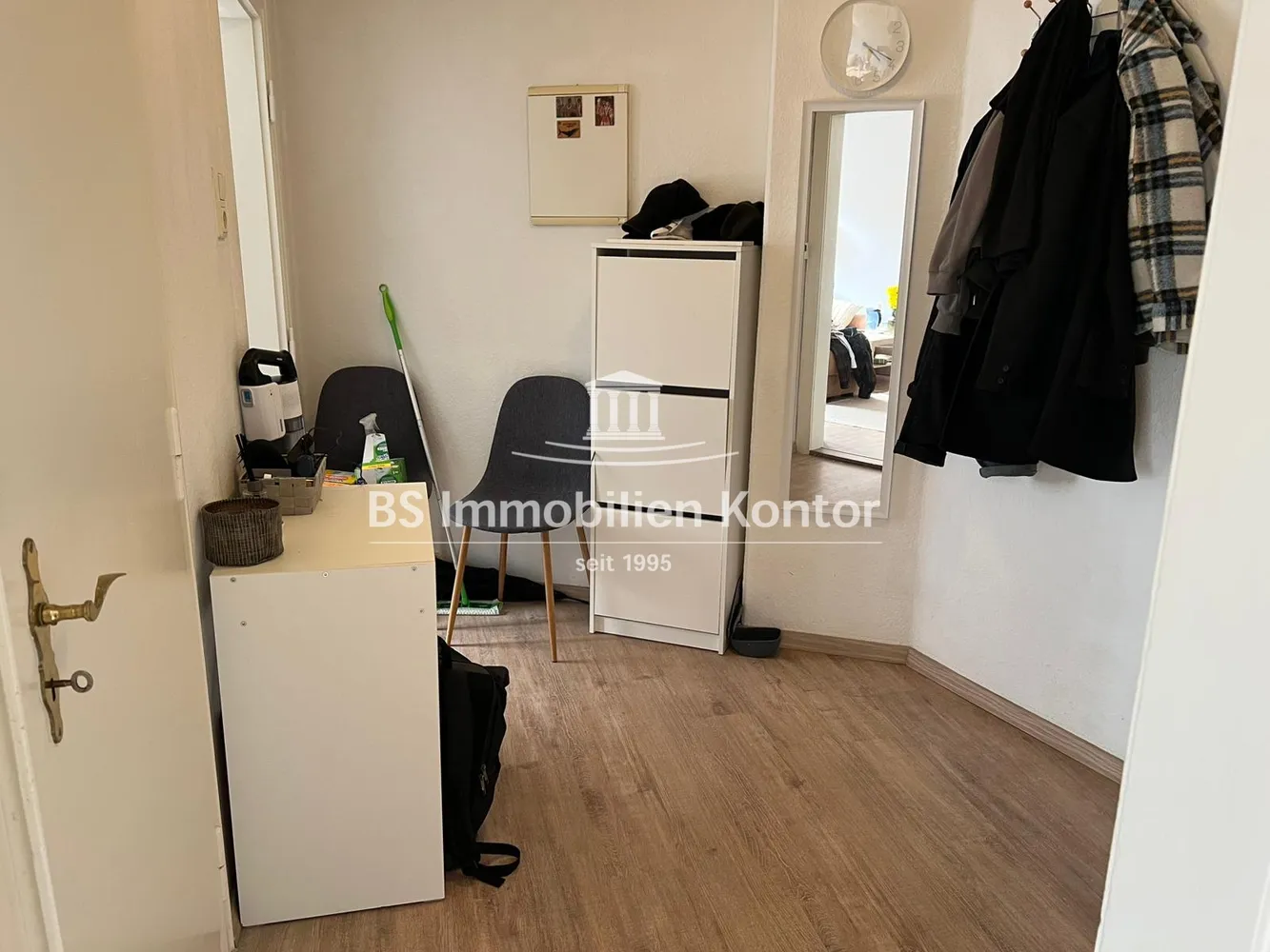 2 Zimmer Wohnung mit 49 m² in Emden – Bild 3
