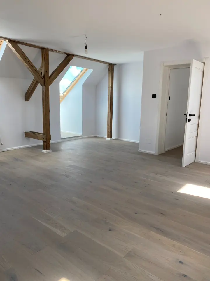 2 Zimmer Wohnung mit 59 m² in Plauen – Bild 1