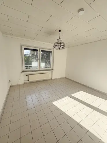 4 Zimmer Wohnung mit 96 m² in Düsseldorf – Bild 4