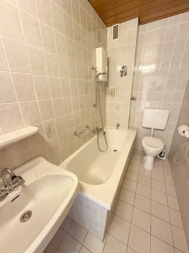 4 Zimmer Wohnung mit 96 m² in Düsseldorf – Bild 5