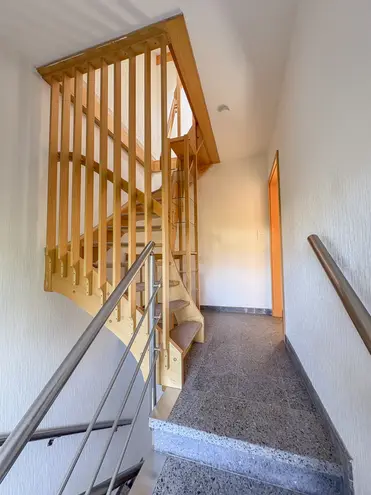 4 Zimmer Wohnung mit 96 m² in Düsseldorf – Bild 8