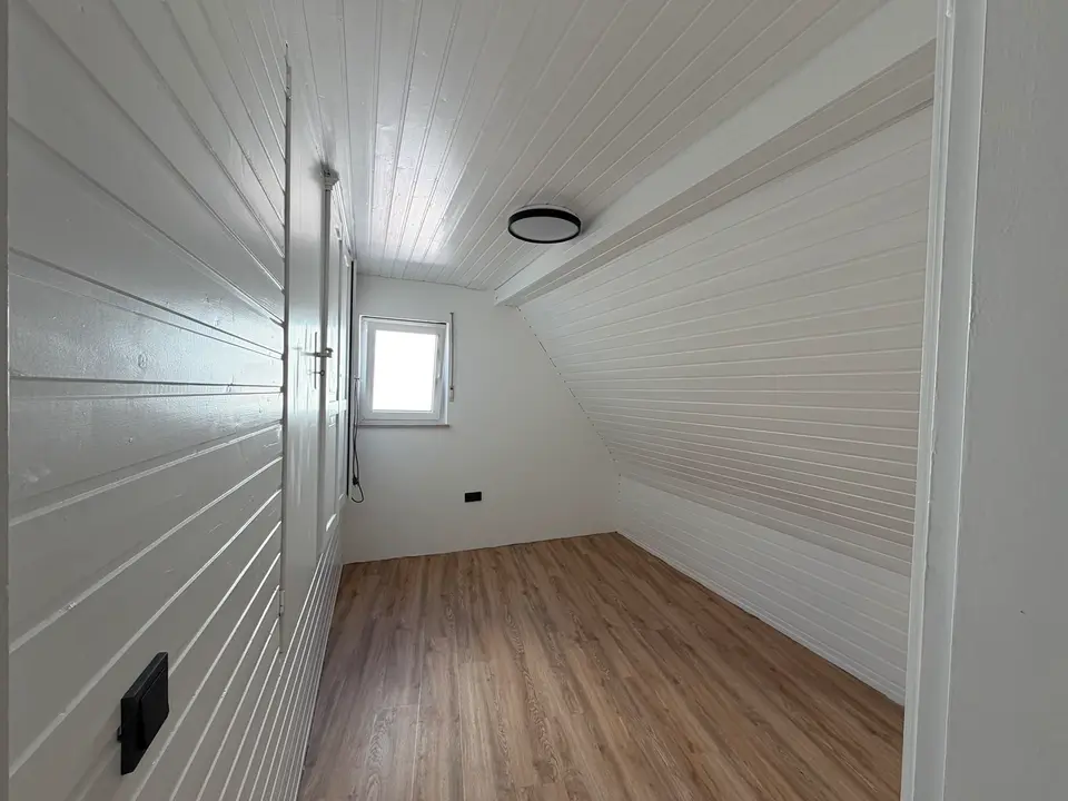 5 Zimmer Wohnung mit 130 m² in Würzburg – Bild 3