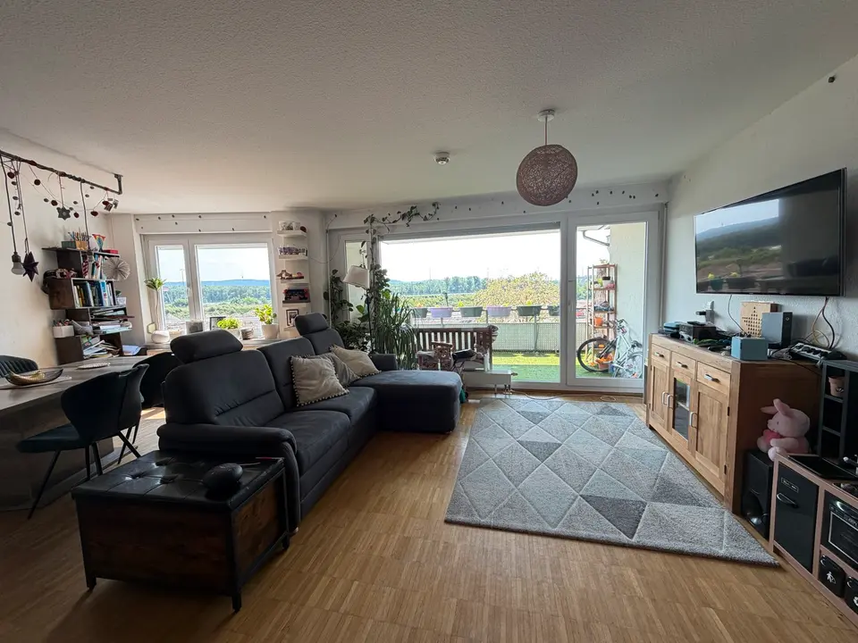 4 Zimmer Wohnung mit 120 m² in Karlsruhe – Bild 3
