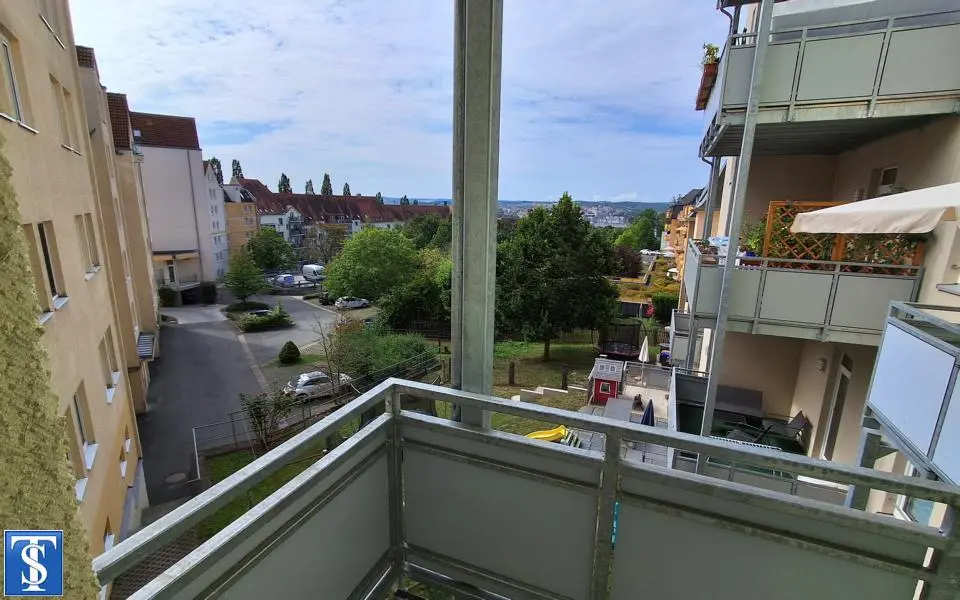 4 Zimmer Wohnung mit 100 m² in Plauen – Bild 8