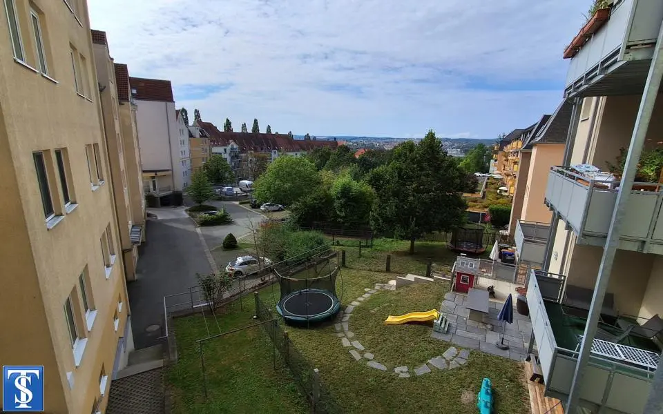4 Zimmer Wohnung mit 100 m² in Plauen – Bild 9
