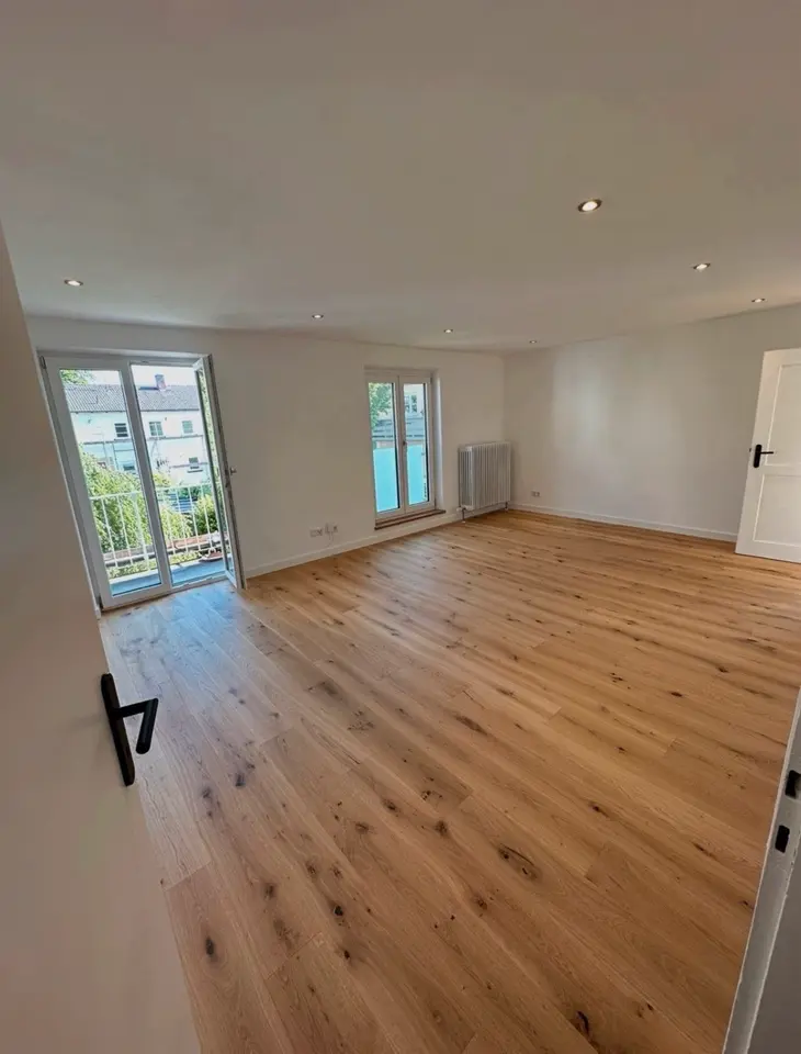 7 Zimmer Wohnung mit 149 m² in Rosenheim – Bild 1