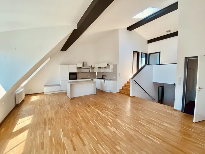 5 Zimmer Wohnung mit 134 m² in Leipzig – Bild 1