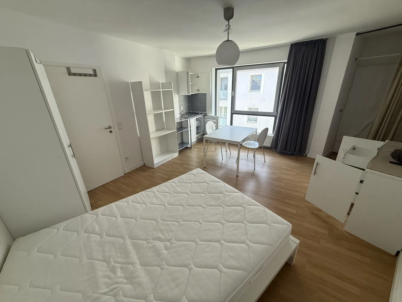 1 Zimmer Wohnung mit 28 m² in Köln – Bild 1