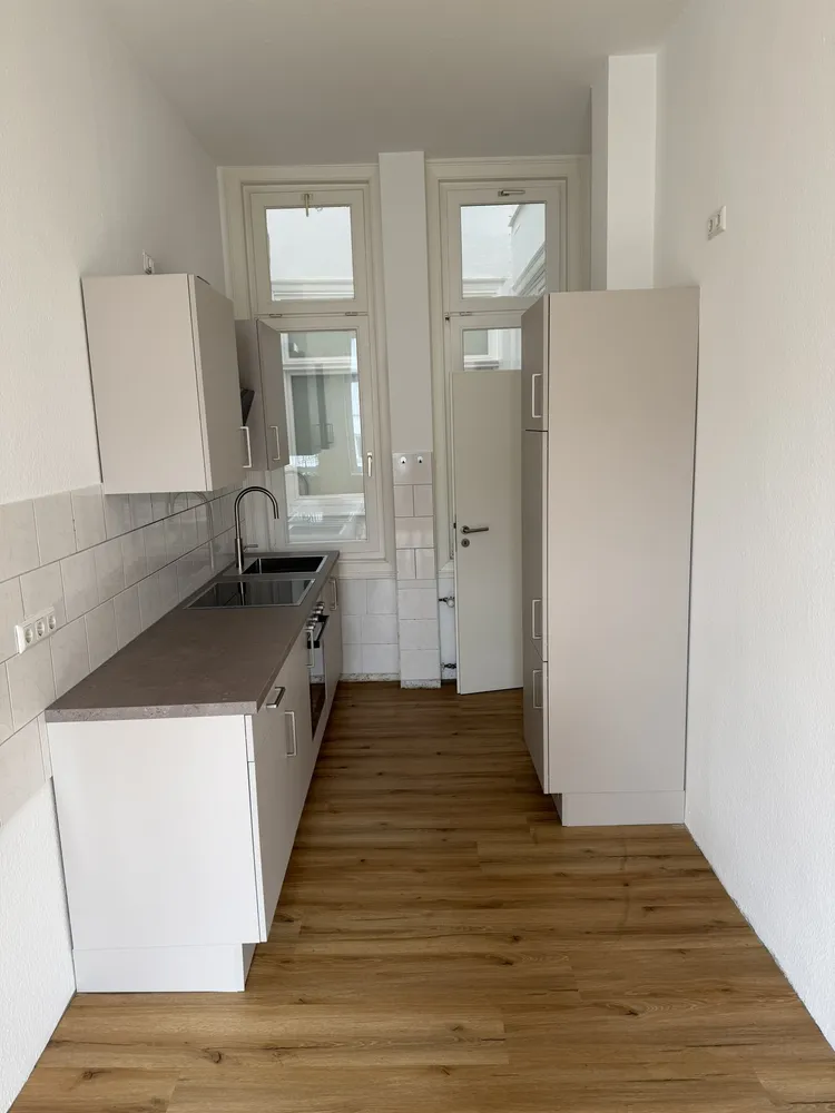 5 Zimmer Wohnung mit 120 m² in Wiesbaden – Bild 4